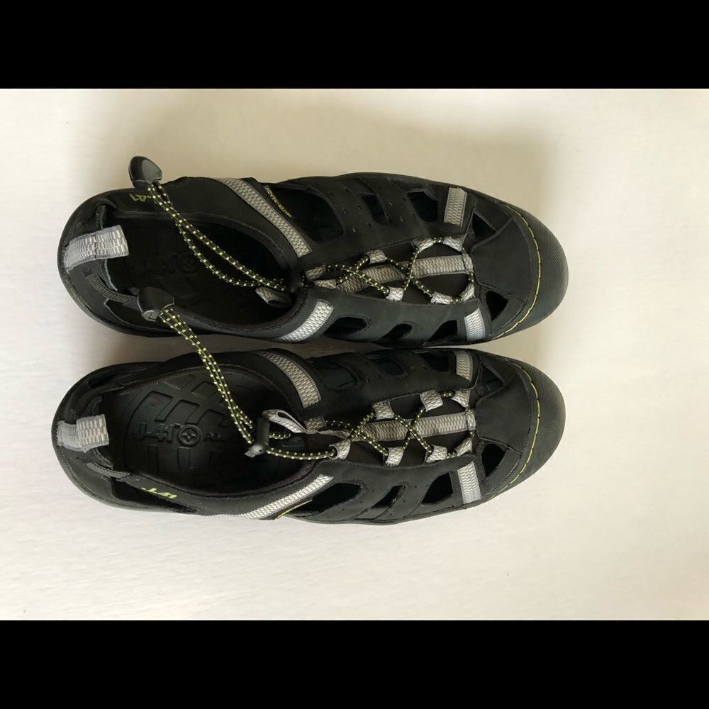 J-41 Adventure On Men’s Water Ready Black Shoes 12